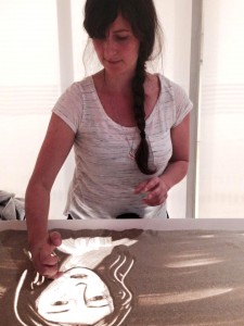 Nadia Ischia Sand Artist